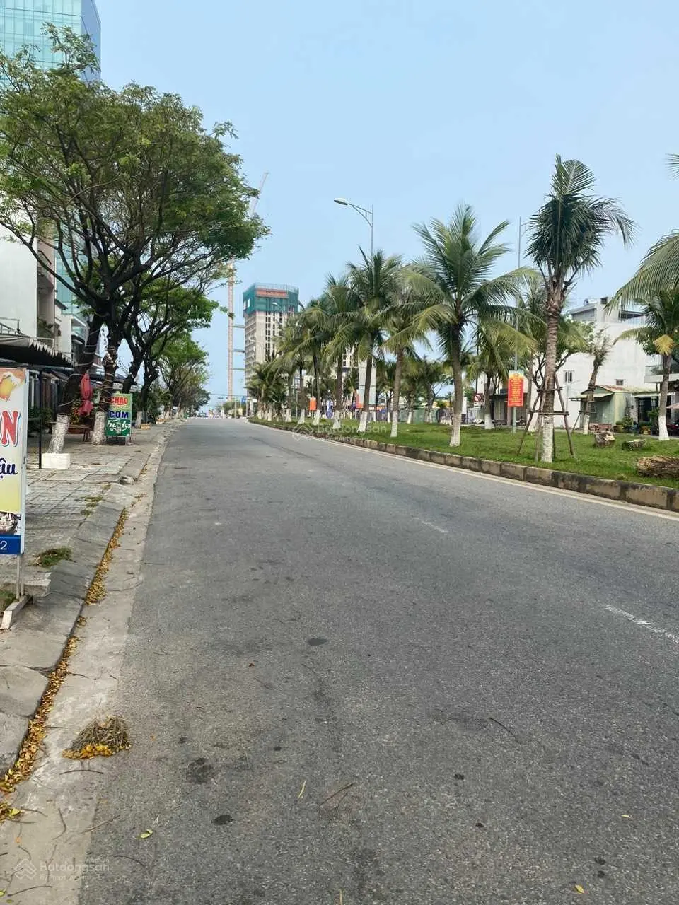 Bán lô mặt tiền Khánh An 11 gần trường đại học Sư Phạm . đường song song phạm như xương