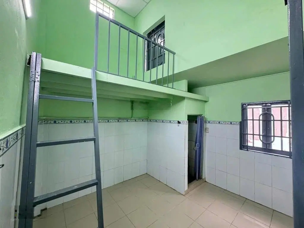 Bán Nhà P. Tân Thuận Đông DT 56M có 3 phòng cho thuê lối đi riêng nhĩnh 5 tỷ thương lượng