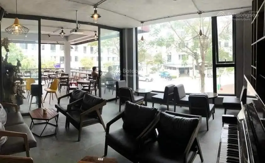 Bán gấp biệt thự KĐT Lê Trọng Tấn, Dương Nội, lô góc, kinh doanh siêu tốt, vỉa hè rộng, vị trí đẹp