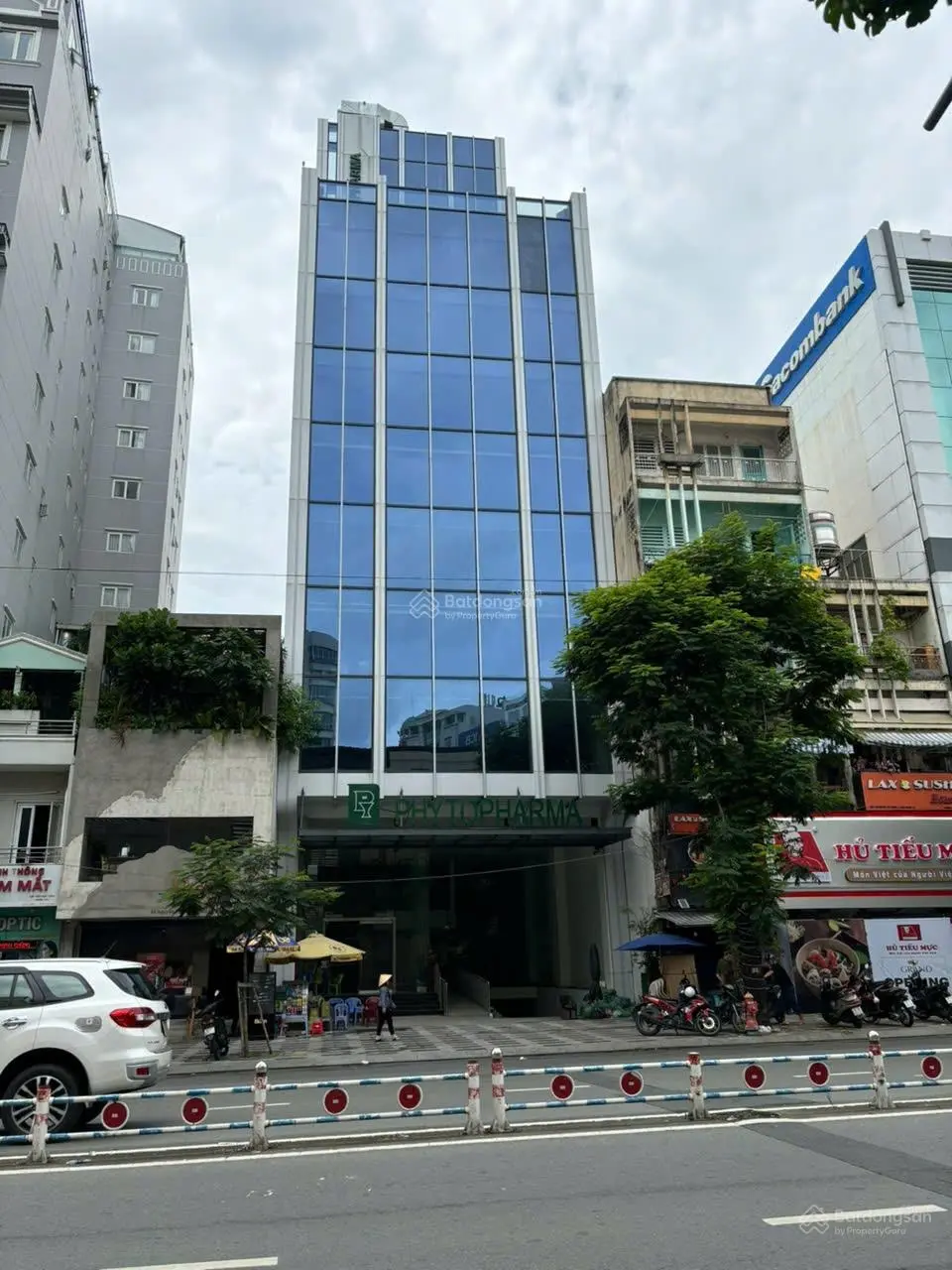 Siêu phẩm bán nhà đường Thành Thái, Quận 10 - DT 10x35m - hầm 7 tầng - giá 90 tỷ
