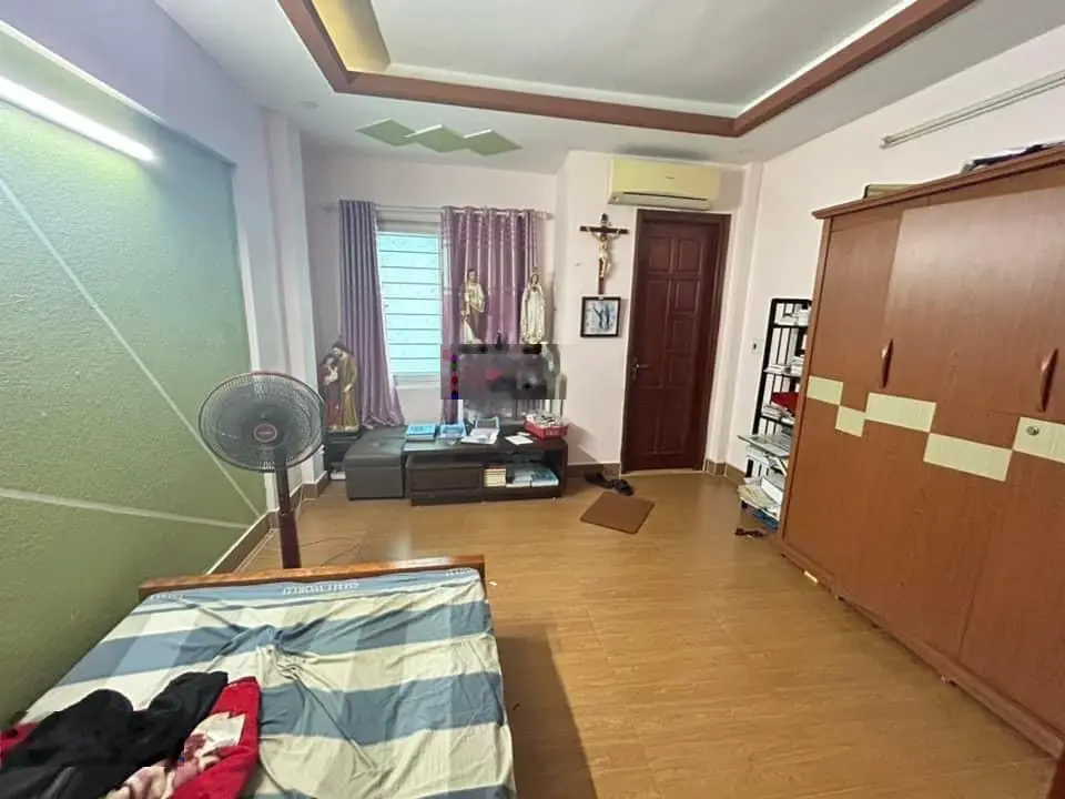 Phải thật nhanh! 107m2 - Cấp 4 - ô tô - siêu phẩm Lạc Long Quân, Tây Hồ - 2 mặt ngõ thông. 18.5 tỷ
