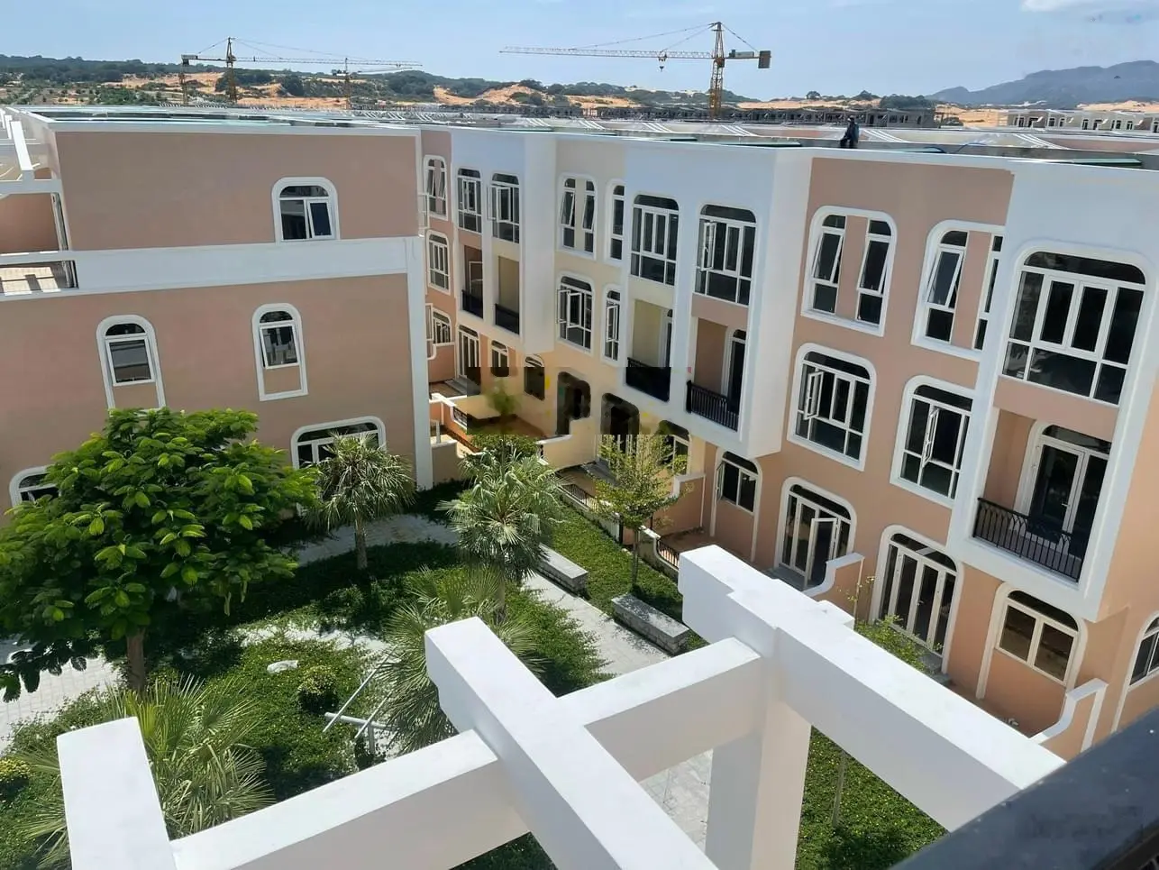 Caraworld nhà phố sở hữu lâu dài - Giỏ hàng giá tốt 0868 875 ***
