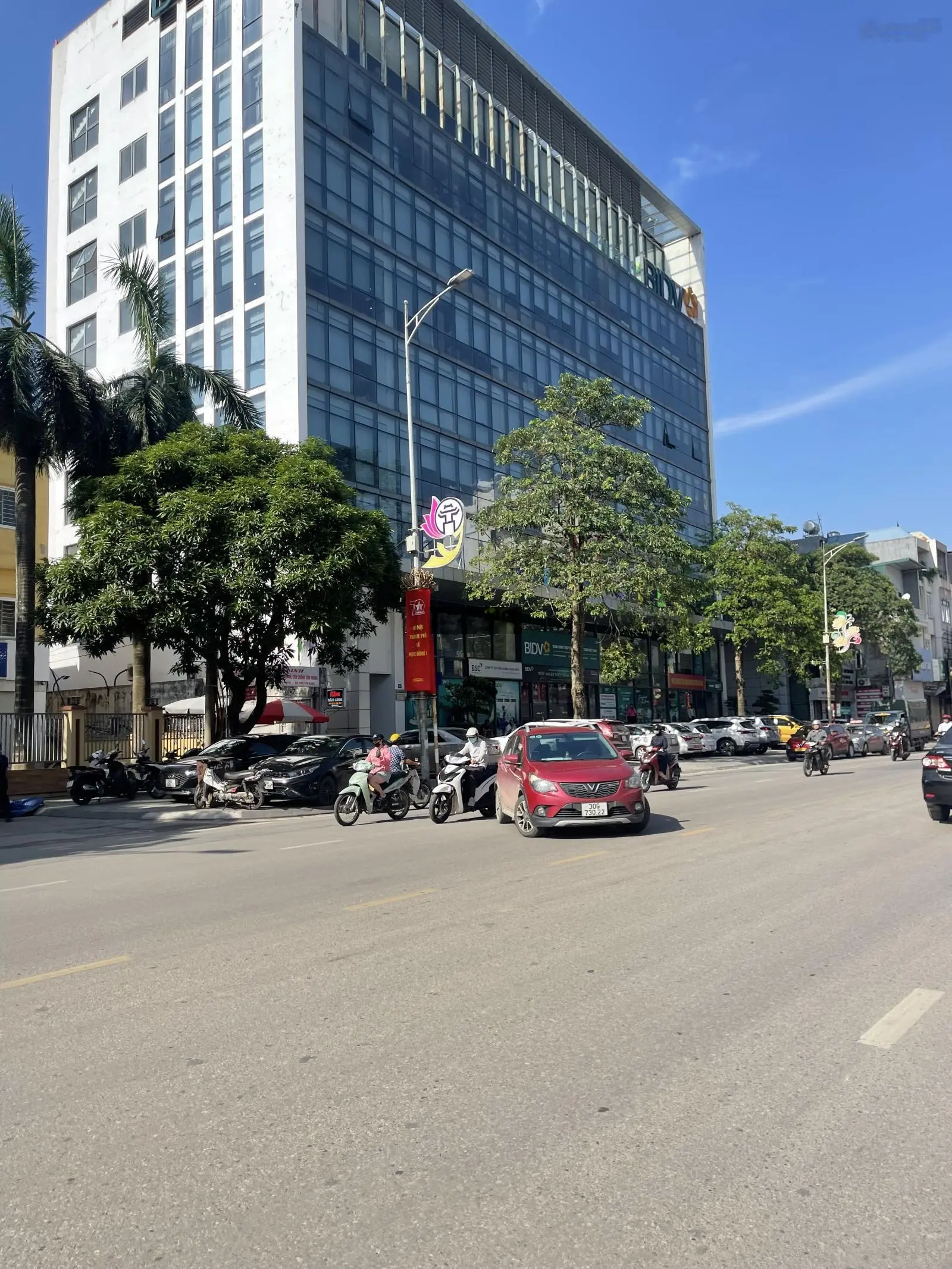 Bán 78m đất thị trấn Đông Anh - Ô tô đỗ đất - Tiện ích bạt ngàn . Chỉ nhính 4 tỷ