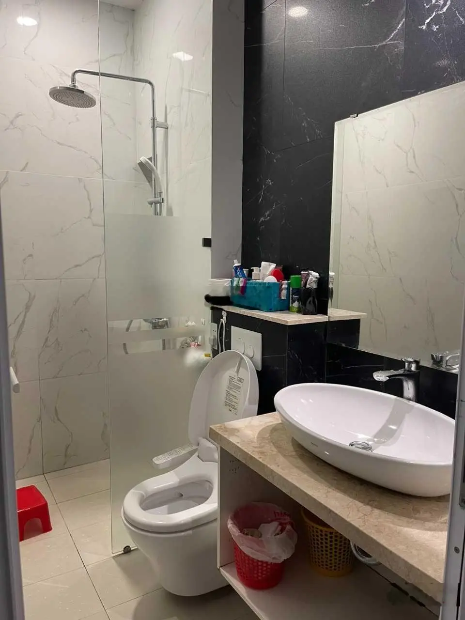 Bán nhà mặt tiền đường Hoa Lan, Phường 2, Quận Phú Nhuận, 4x16m, hầm 5 tầng đúc, HĐT 55 tr/th
