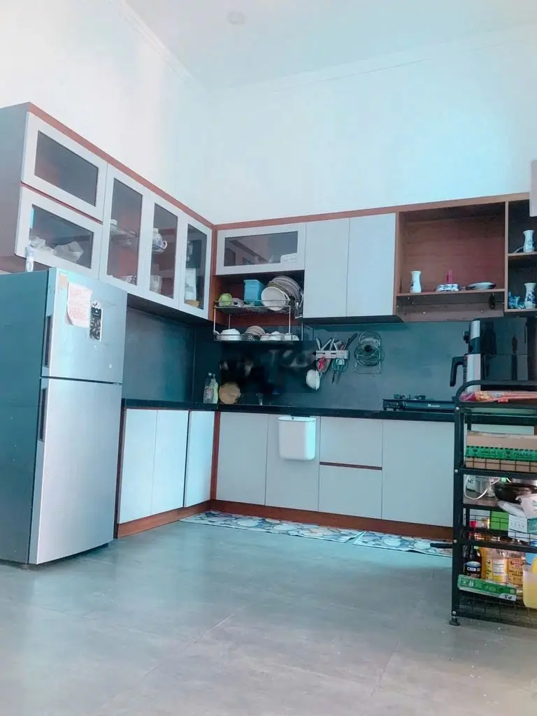 Nhà đẹp hẻm Y Moal giá tốt