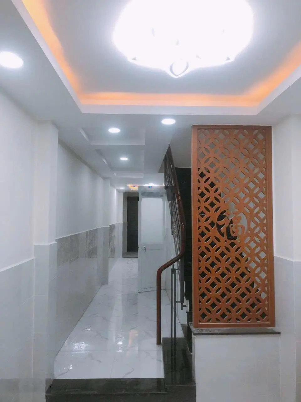 Nhà 3 tầng mặt tiền đường số 12m, Tân Kiểng, Quận 7, khu vực kinh buôn bán - Nhỉnh 6 tỷ