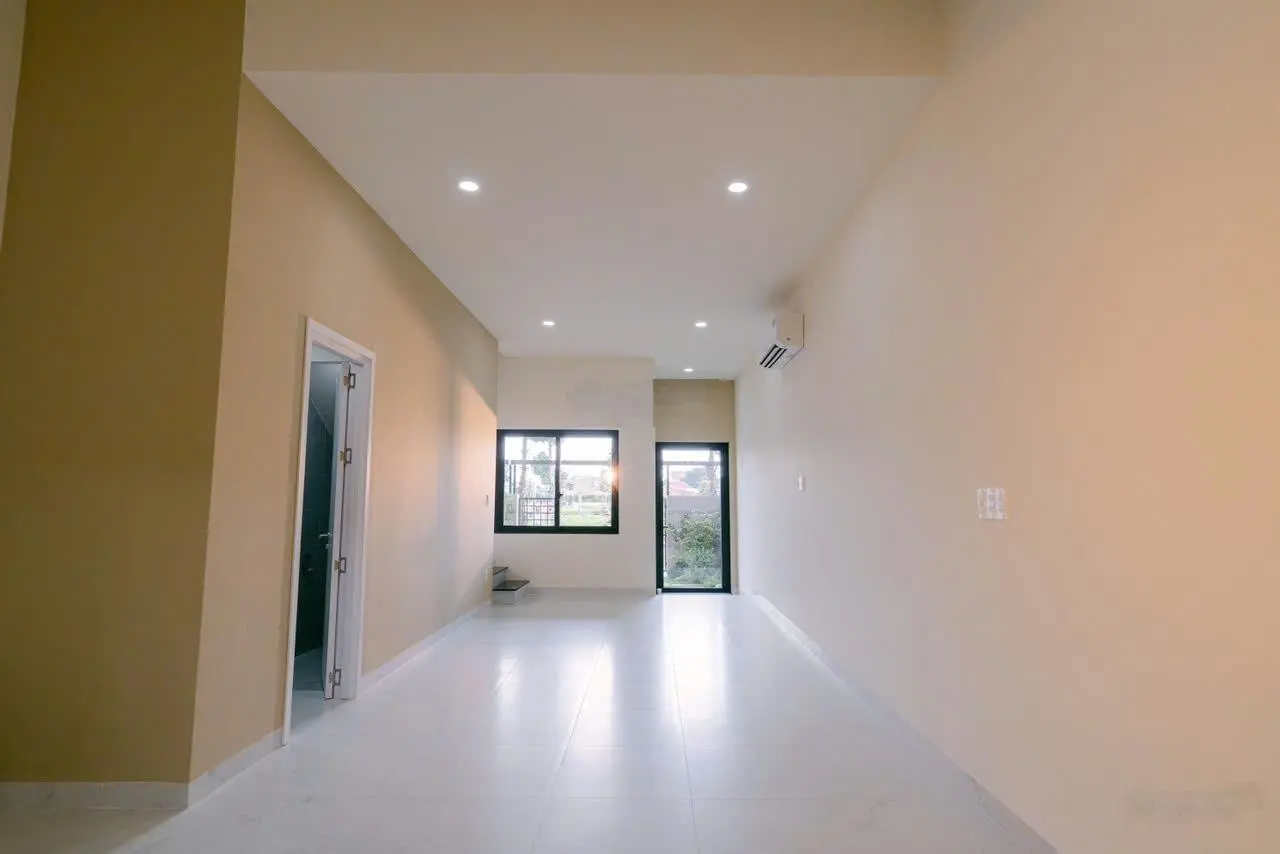 Nhà phố Thuận An Khu Compound đã có SHR, mặt tiền DT743