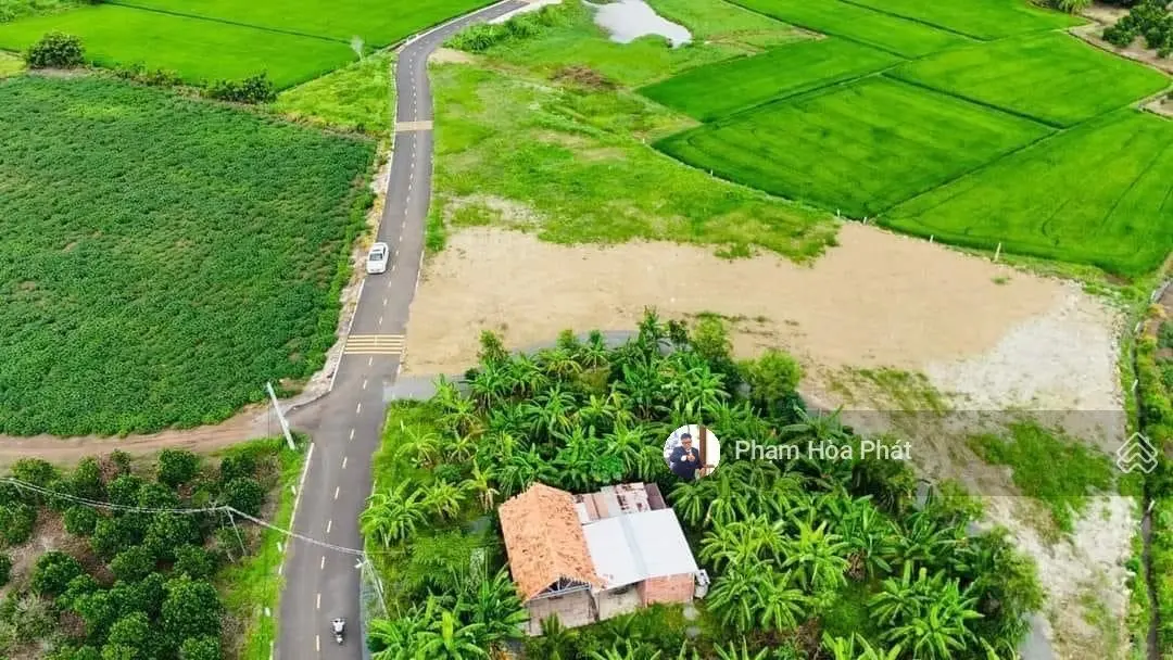 Lô đất vàng mặt tiền đường Lê Văn Một, thị trấn Đất Đỏ - Vị trí đắc địa