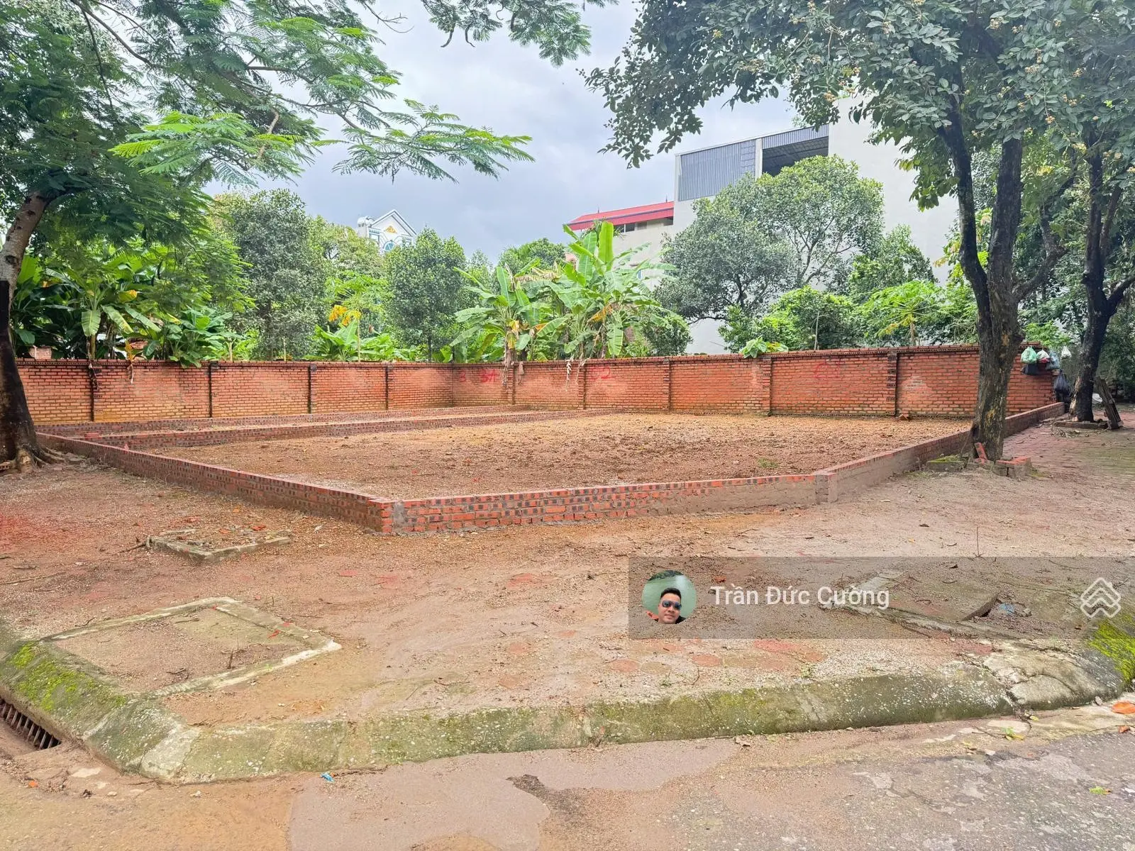 Duy nhất lô TDC Vai Réo 63m2 vuông vắn, sổ đỏ công chứng ngay, liên hệ 0985 235 ***