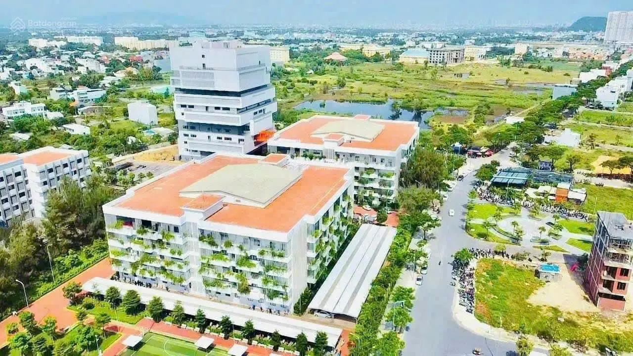 Bán lô đất 165m ngang 8m khu đô thị FPT view kênh, gần trường đại học, Ngũ Hành Sơn, giá rẻ 4,7x tỷ