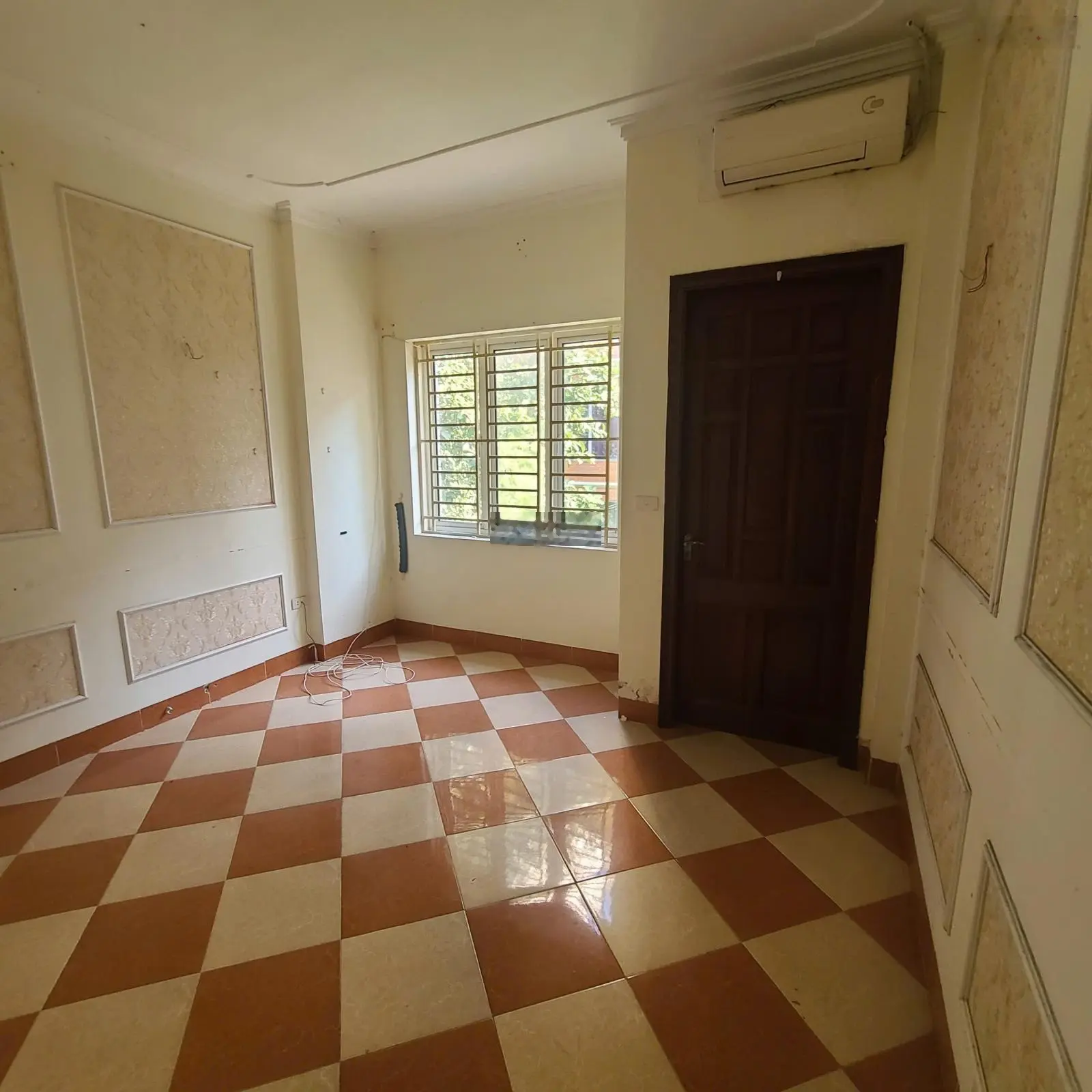 Bán căn nhà 6T Mỗ Lao, Hà Đông, HN số 24 ngõ 102 Trần Phú - dãy 2 Trần Phú thông phố Vũ Trọng Khánh