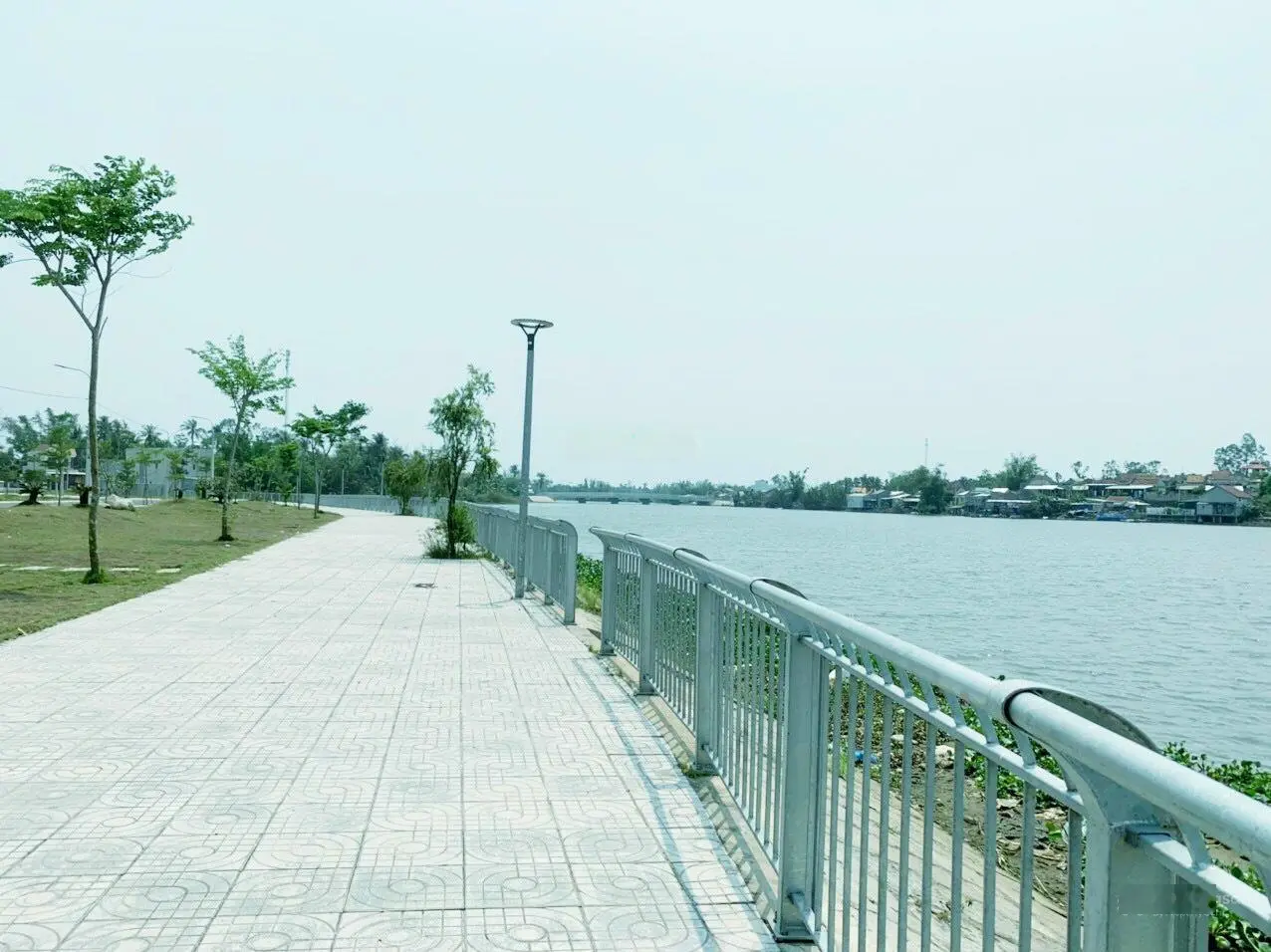 KDC An Lộc Phát - Nghĩa Hà. Bán lô đất 2 mặt tiền đường chính kinh doanh buôn bán sầm uất giá sốc