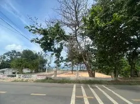 Chính chủ bán đất biển dt 1580m2 có 300m2 đất ở - Lạc Long Quân - Tiến Thành - Phan Thiết