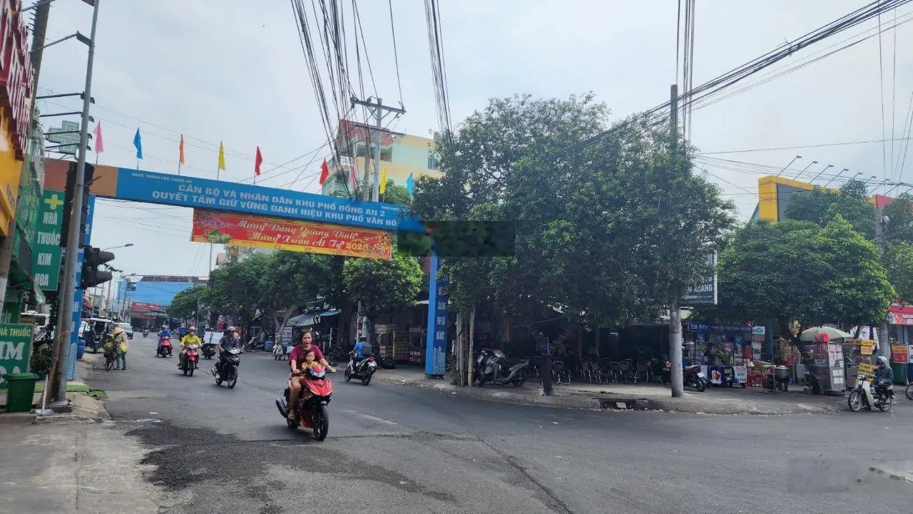 Nhà đẹp 3 tầng 146m2(6,5x21m) Đường 12m ngay chợ đêm Linh Trung 2, Bình Chiểu Thủ Đức; 4PN rẻ 8,2tỷ