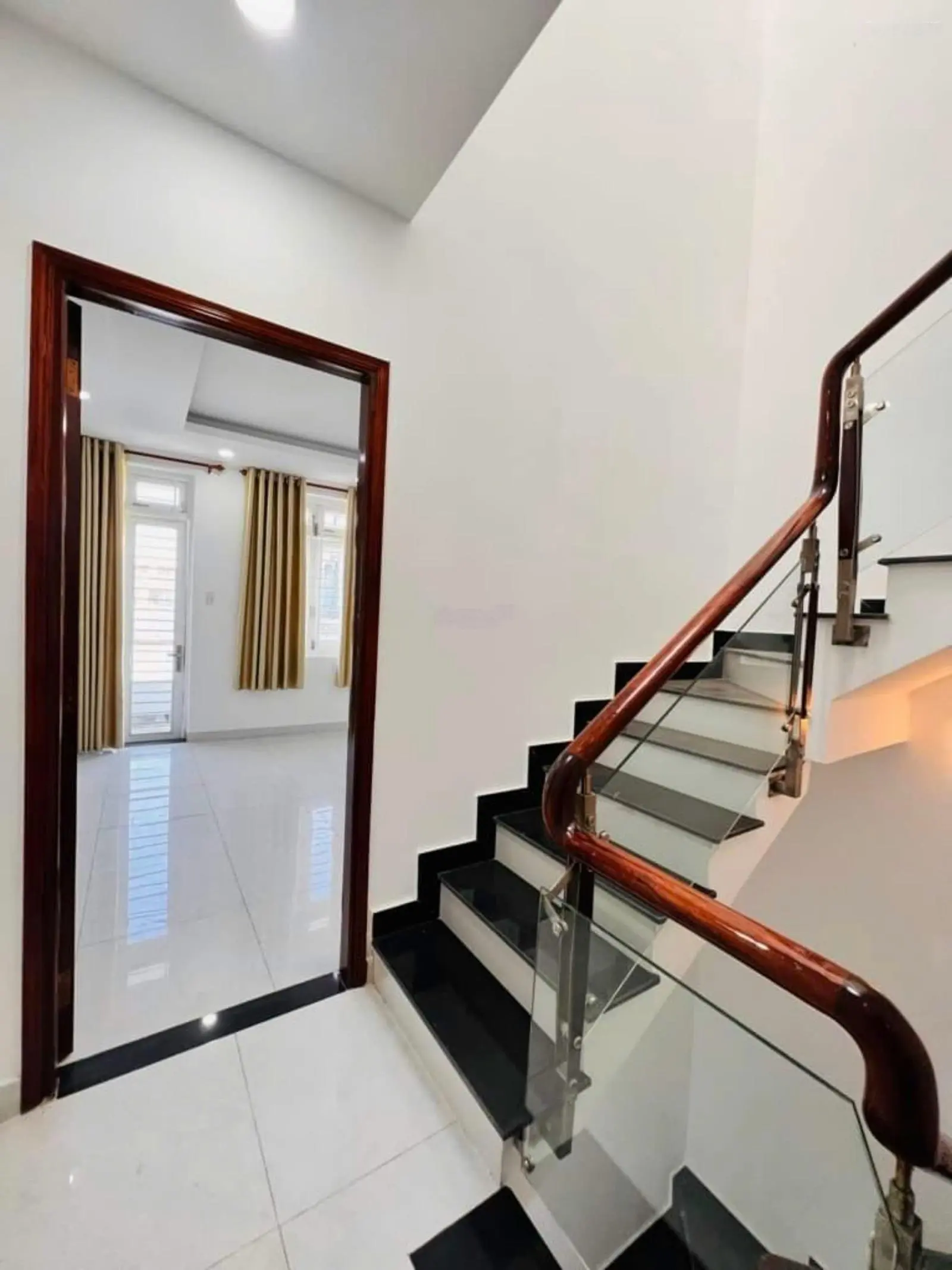 Nhà đẹp cần ra gấp Trần Xuân Soạn, Quận 7, 48m2 giá 3.5 tỷ, sổ hồng riêng