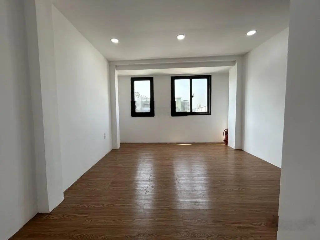 Bán nhà đẹp đường số 13 linh chiểu thủ đức 3 tầng 2 phòng ngủ 3wc chỉ có 2.25tỷ