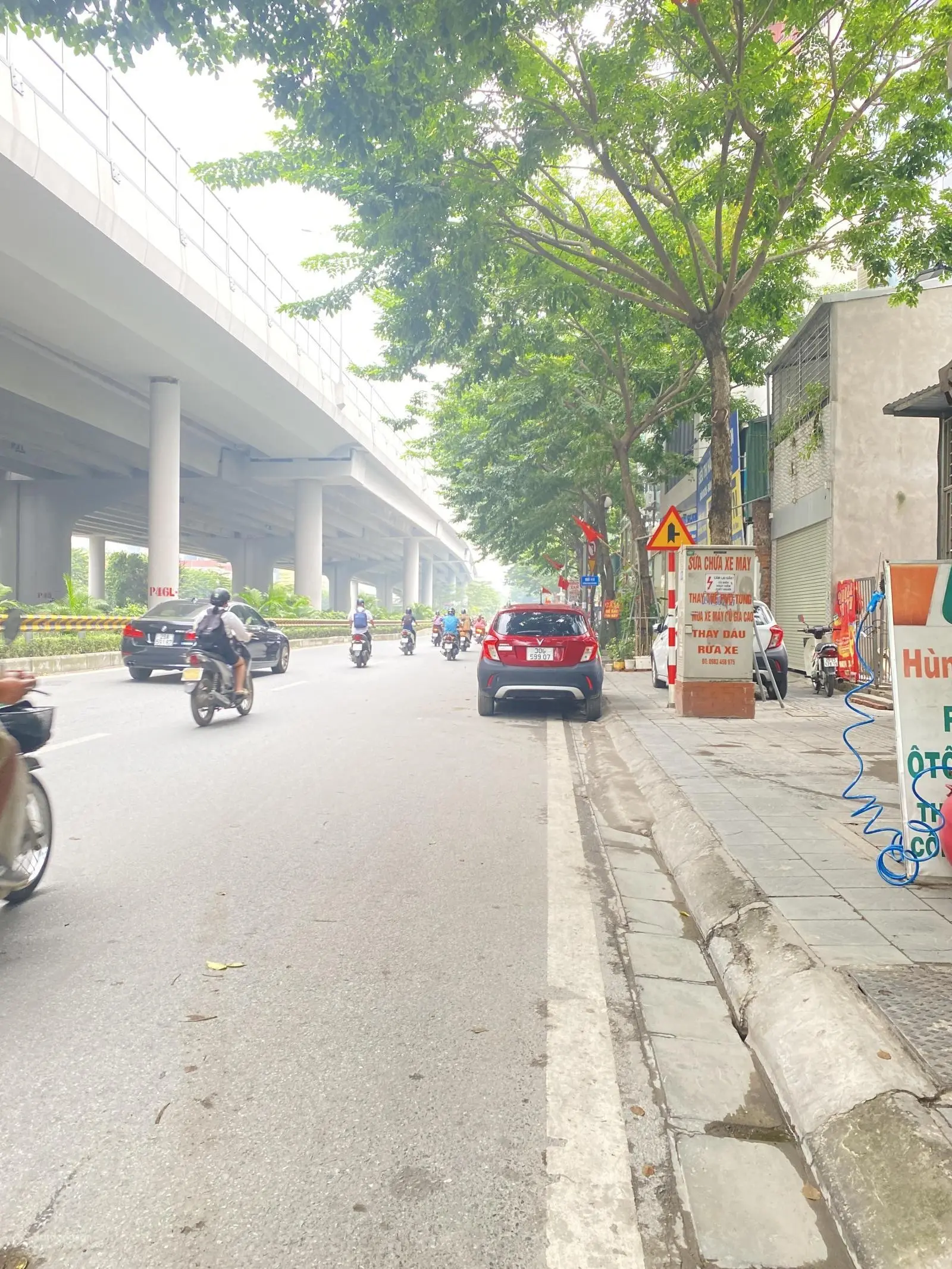 Lô đất vàng mặt phố phạm văn đồng chỉ nhỉnh 34tỷ dt202m2, hợp xây vp kd