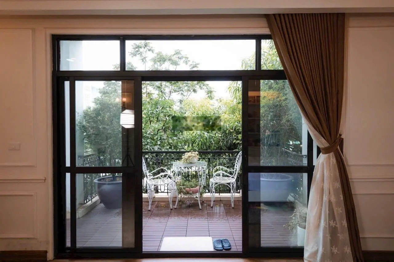 Cực hiếm, bán CC KĐT Nghĩa Đô, 55m2 2PN có 3.68 tỷ, full nội thấp.
