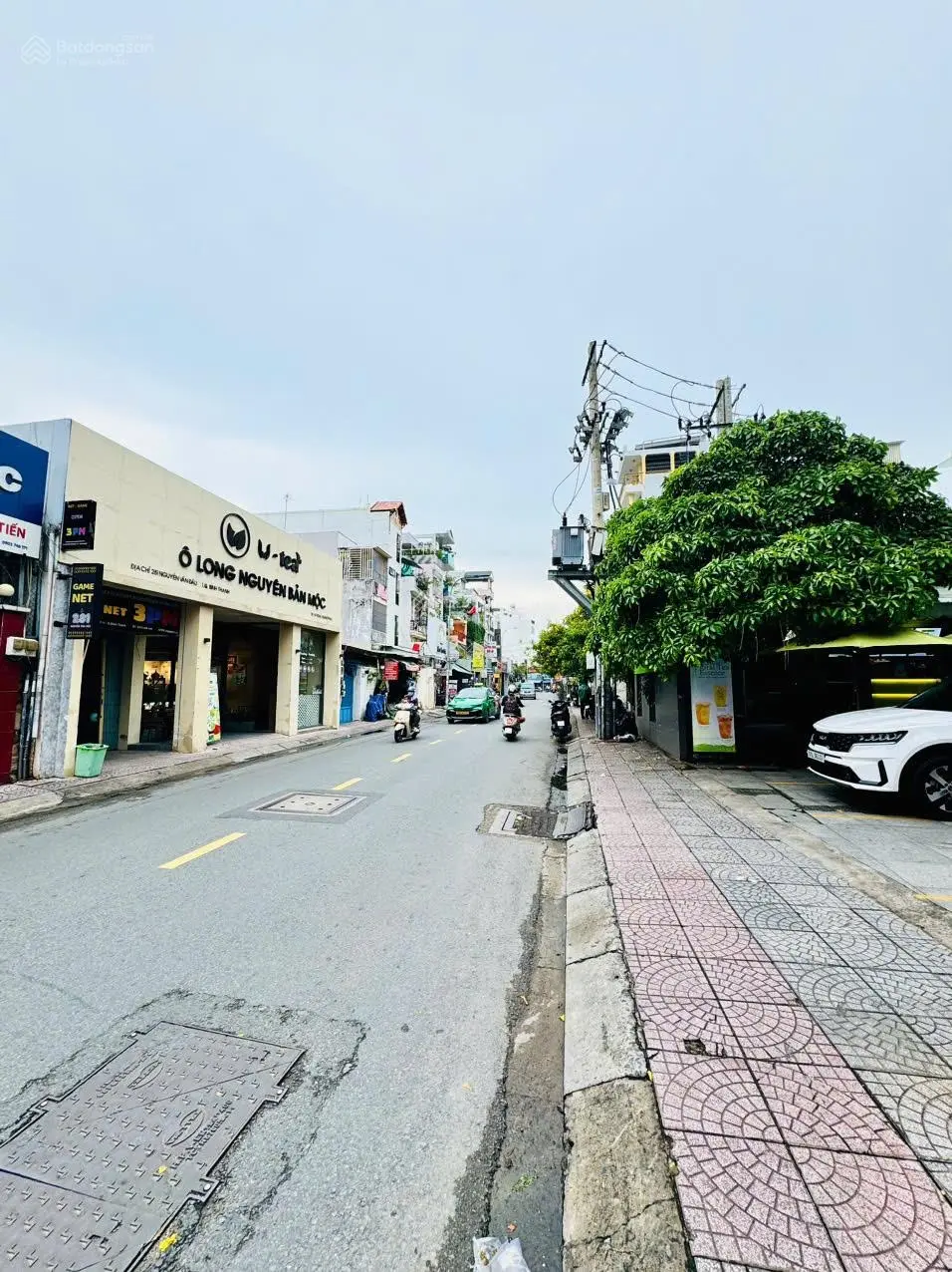 MT Nguyễn Văn Đậu, P.11, Q.Bình Thạnh - DT: 10m x 26m. KC: 3 Tầng - HĐT: 110 Tr/Th. Giá: 45 tỷ
