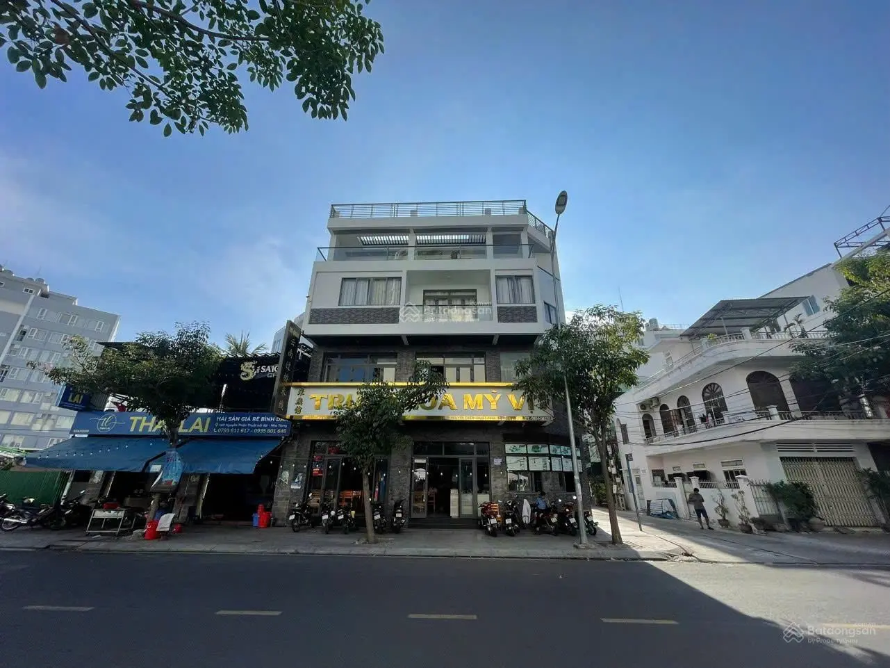 Siêu phẩm nhà 5 tầng 3 mặt tiền đường Nguyễn Thiện Thuật - Lộc Thọ - Nha Trang