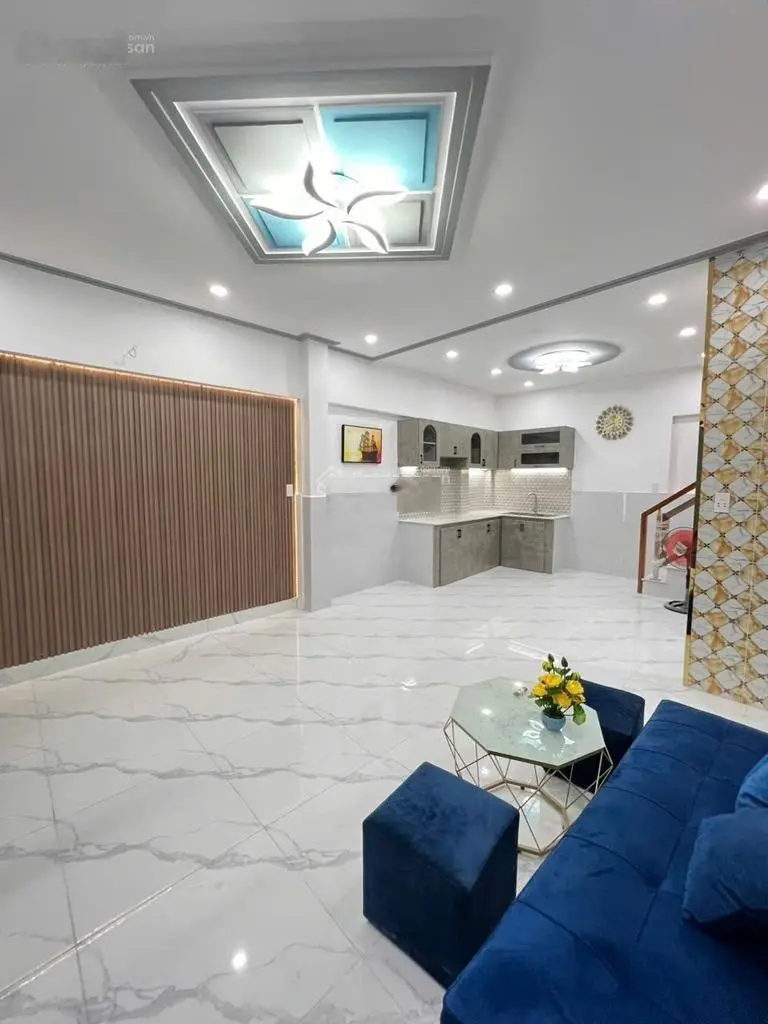 Nhà siêu đẹp, Lạc Long Quân, 66m2, ngang 4,6m, nở hậu, giá nhỉnh 3 tỷ, sổ hồng