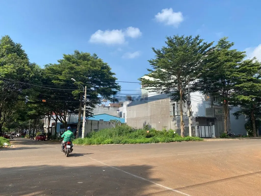 Lô góc 2 mt trung tâm phố- gần bệnh viện thiện hanh- trường nguyễn du