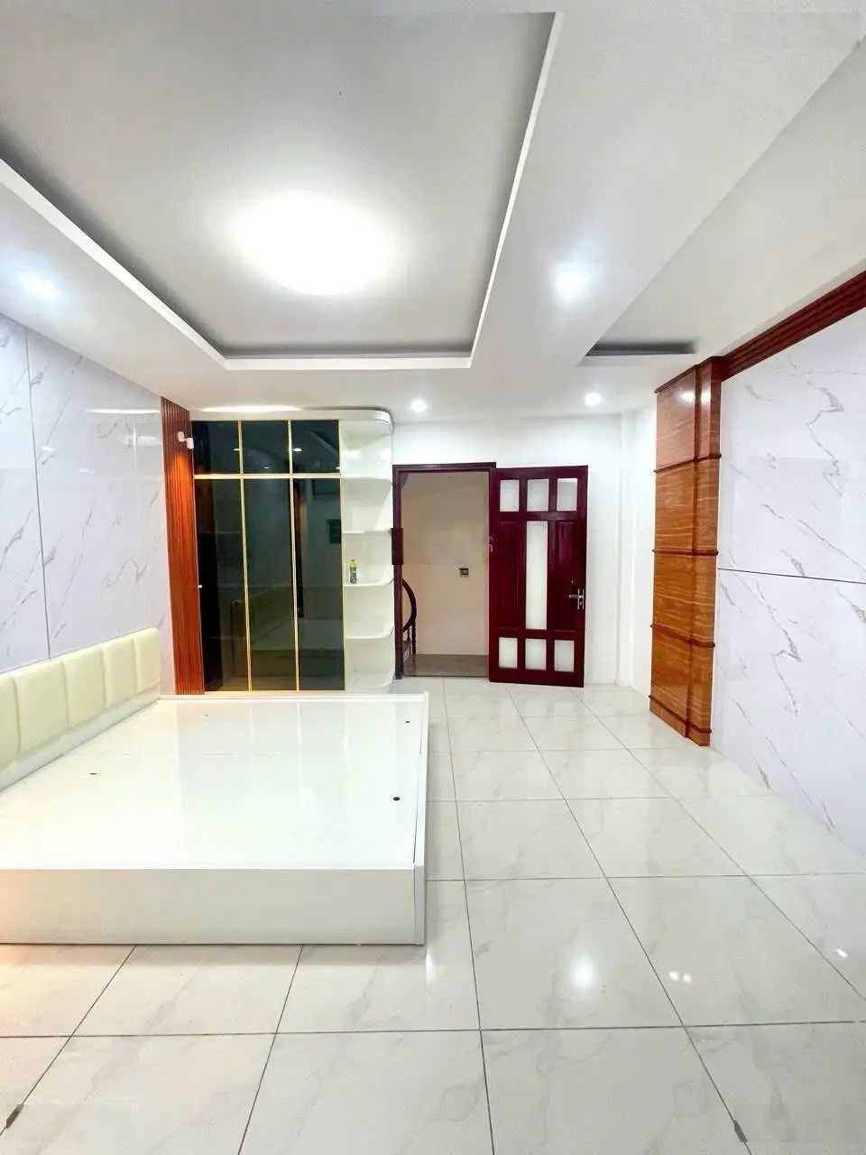 Bán nhà phân lô Xã Đàn, Đống đa, mặt ngõ ôtô, kinh doanh đỉnh DT 36m2x4tầng, MT 4.3m giá: 8.68tỷ TL