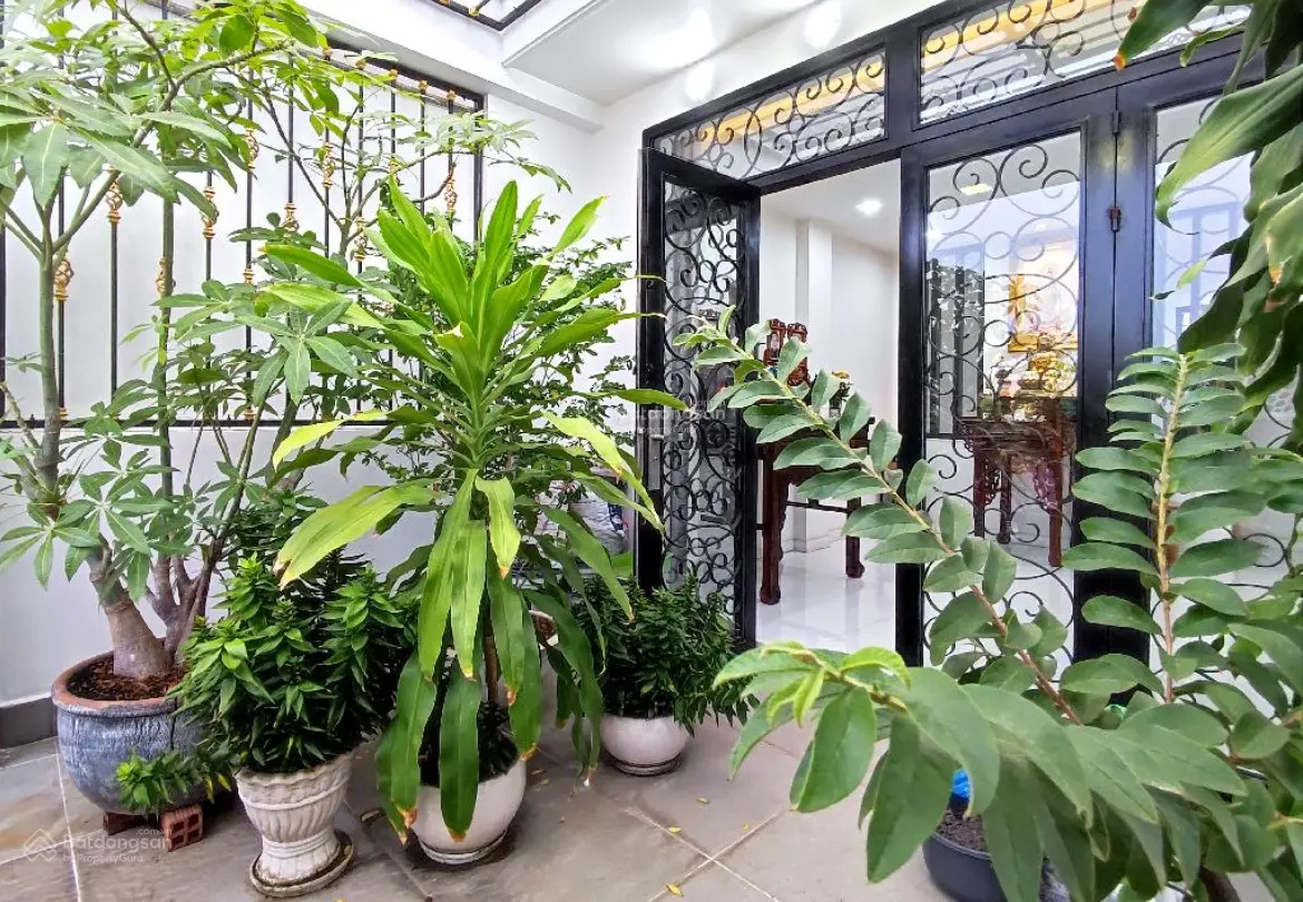 Mtkd cực đẹp-đối diện city land-chất lượng xd siêu đỉnh-1 phút tới lotte mart-4 tầng hẻm 8m, 11.xtỷ