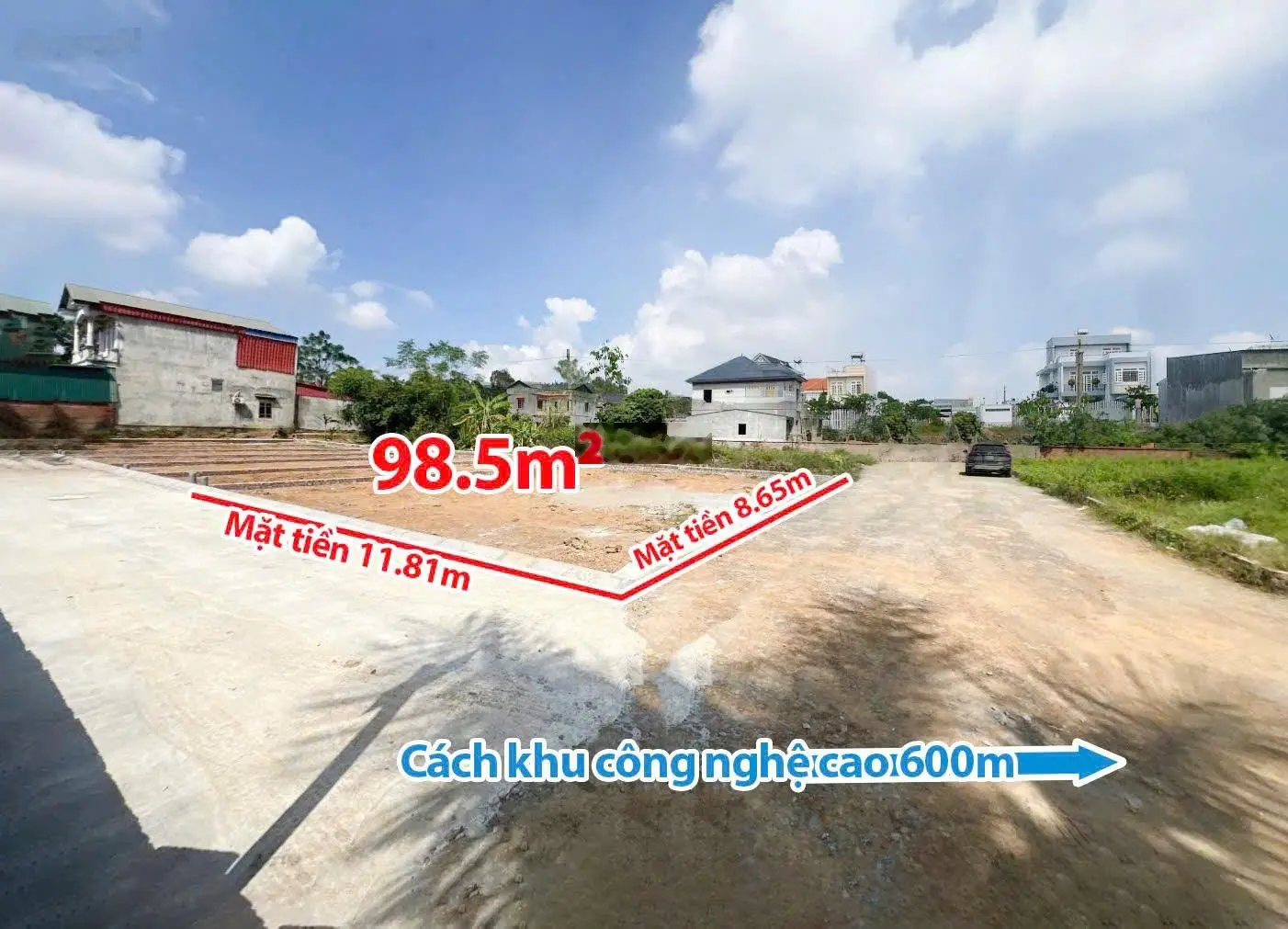 Chính chủ cần bán mảnh đất kinh doanh được ngay tại Tân Xã , đường 2 ô tô tránh , sát Công Nghệ Cao