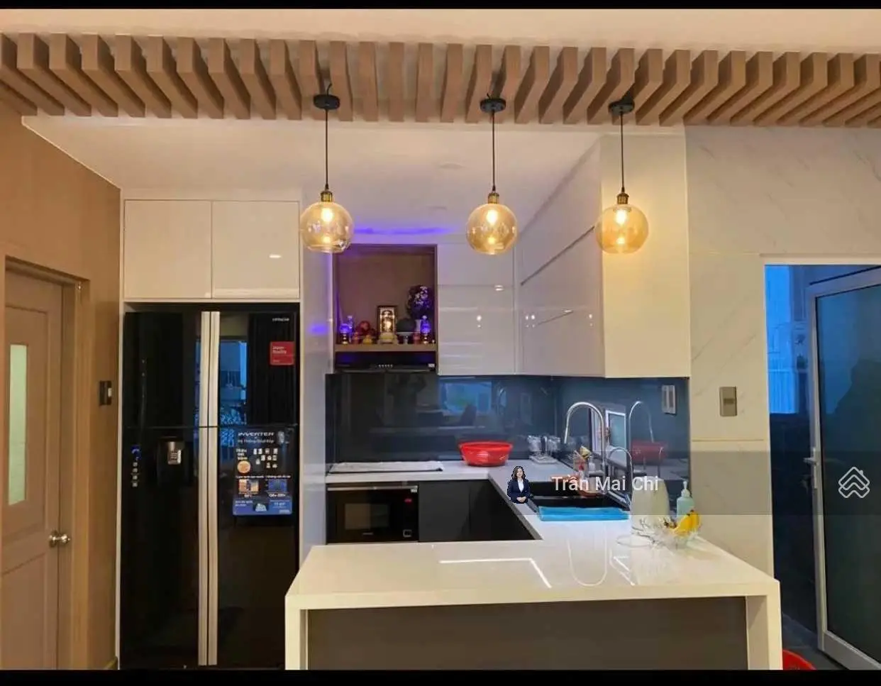 Bán nhanh căn hộ rộng 131m2. 3 phòng ngủ tuyệt đẹp tại căn hộ Đà Nẵng Plaza. 16 Trần Phú, Đà Nẵng
