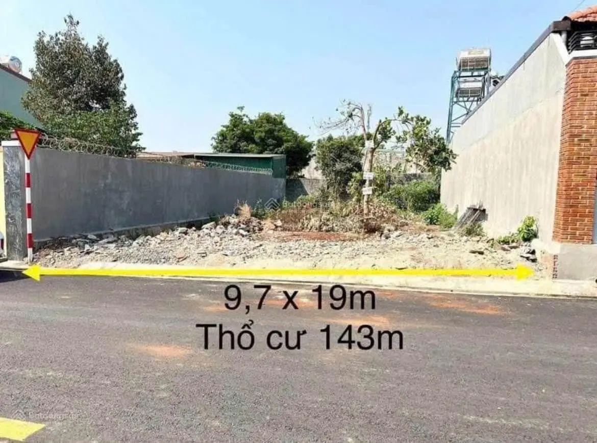 Bán đất hẻm Nguyễn Chí Thanh ngay EcoCity ngang 9.7mx19m giá tốt nhất nhì khu vực