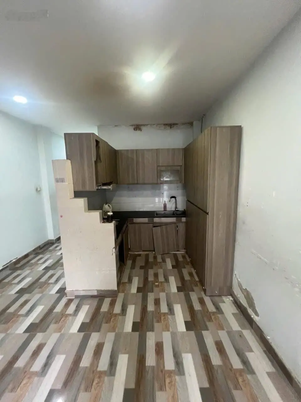 8ty8 Mặt Tiền QL50 4X43 diện tích khủng ko có căn t2 để so sánh SHR