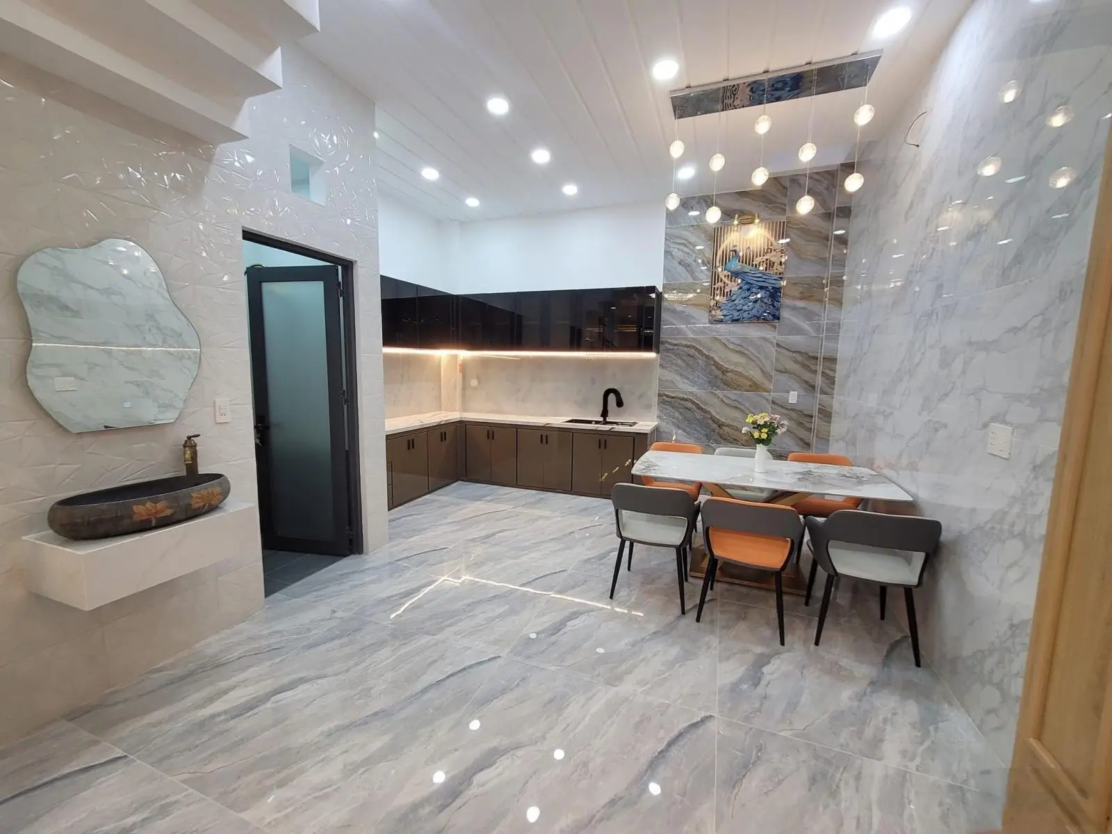 Bán lỗ gấp nhà gần chùa Vĩnh Nghiêm, Huỳnh Văn Bánh, Phường 11, Phú Nhuận. Giá 4,29 tỷ. 0906 806 ***