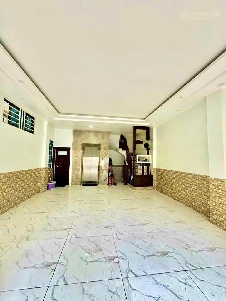 Quá đẹp! Nhà xây mới, 6T, thang máy, phố Thụy Khuê, 10m ô tô tránh, ngõ thông, thoáng sáng, 50m*6T.