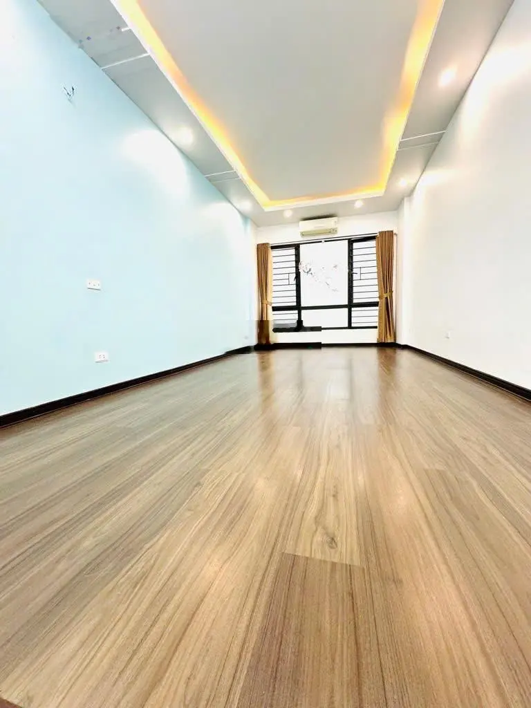 Phố Minh Khai : 38m2 x 5 Tầng ( 3 PN )- Full nội thất Mặt tiền sáng | 5,45 Tỷ