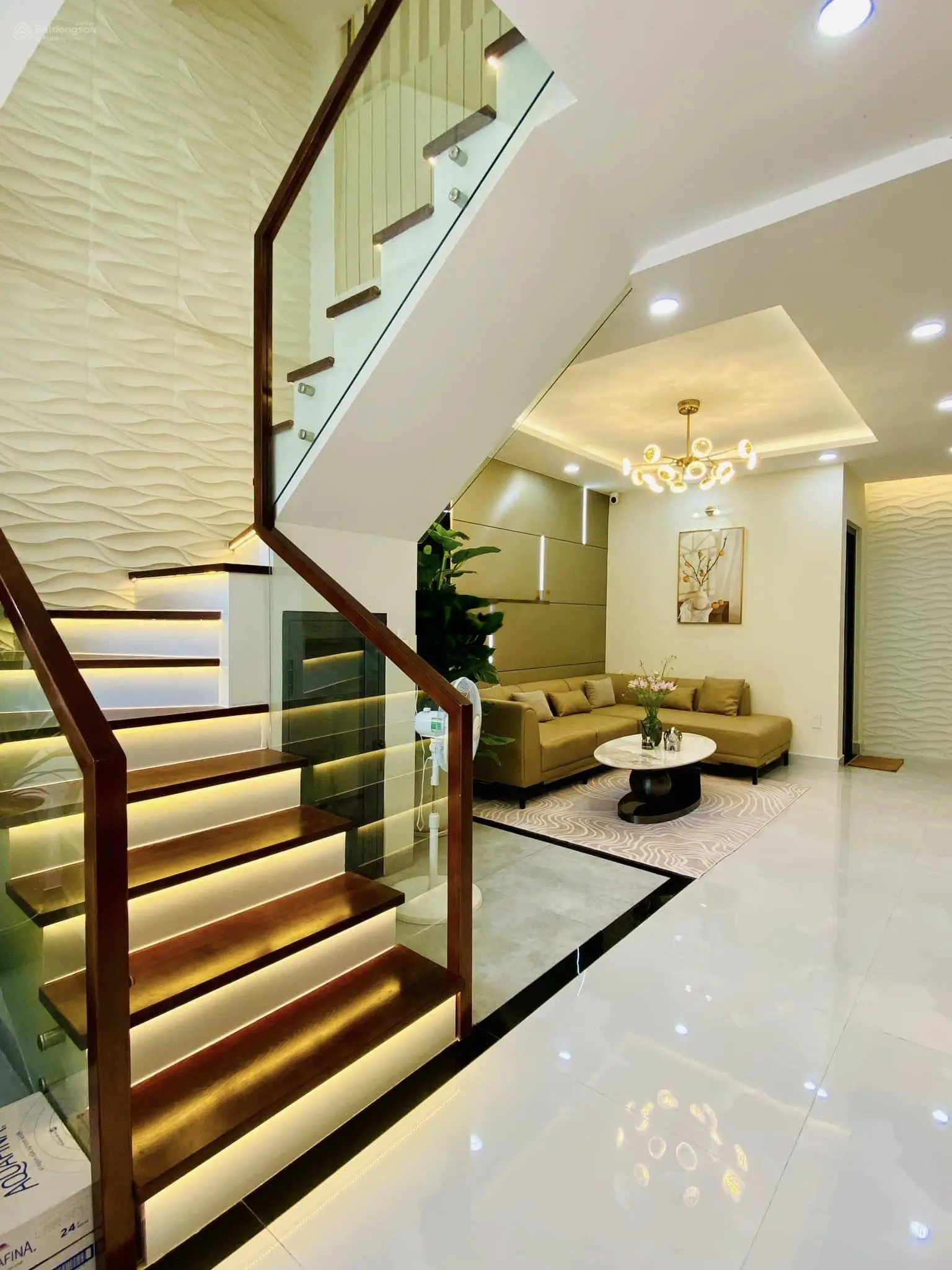 HẠ GIÁ BÁN NHANH NGUYÊN HỒNG,GÒ VẤP,3TY5 ,5X16,1T3L , 4PN, 5WC , HẺM TO 6M , THUÊ LÀM SHOP HOA 15TR