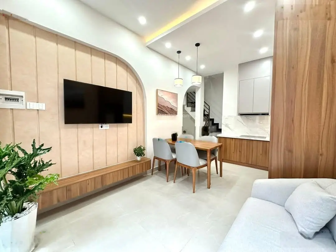 Siêu phẩm nhà đẹp KTS thiết kế giáp Quận 1. Đường Lê Văn Duyệt 28m2 3 tầng 3PN