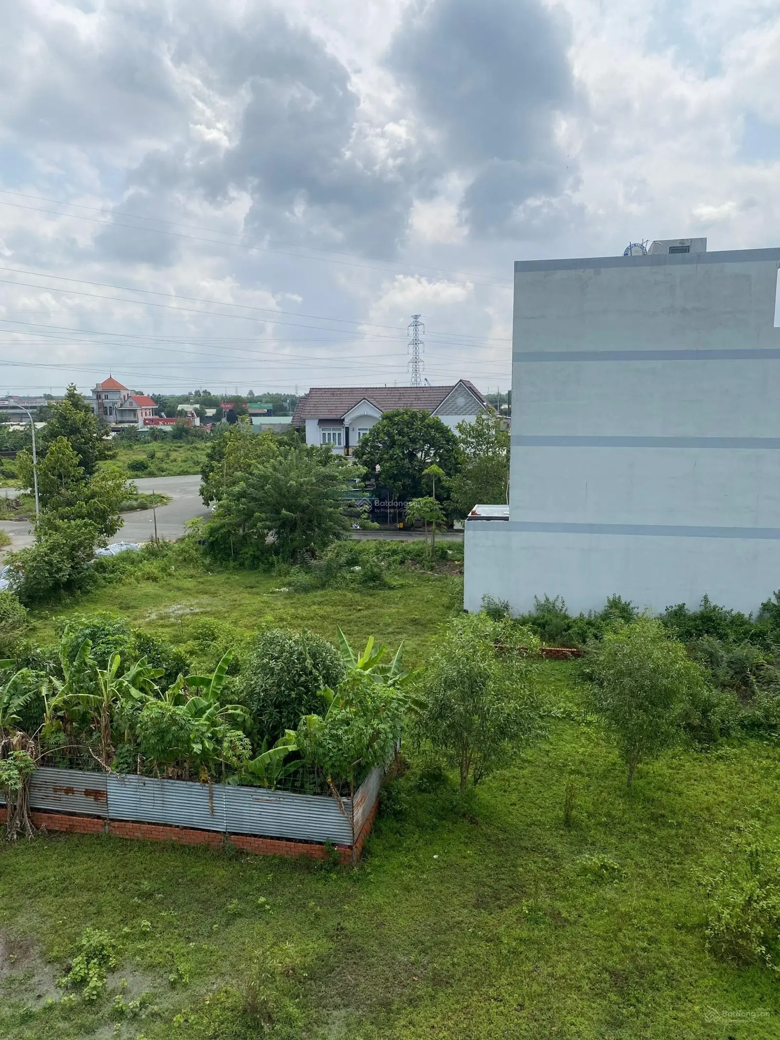 Cần tiền bán nhanh 1 lô đường N6 hướng Nam không trụ điện nắp cống trong KDC An Thuận Long Thành