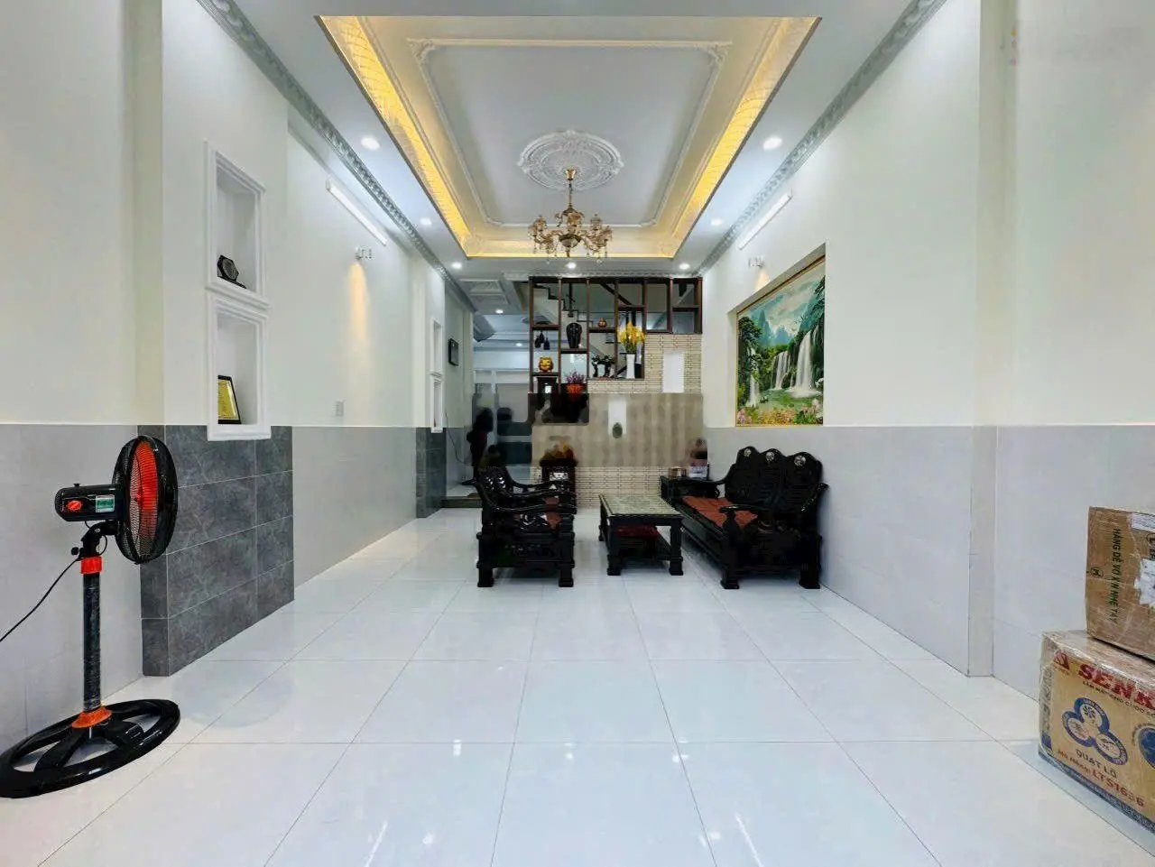 Nhà đẹp 5,5x15m giá hời ngay trung tâm Nhà Bè - Chính chủ cần bán gấp