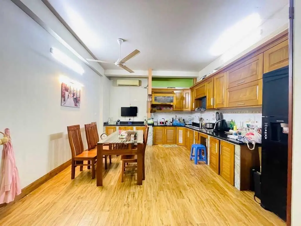 BÁN NHÀ ĐẠI LỘ THĂNG LONG,THIẾT KẾ HIỆN ĐẠI, NGÕ NÔNG, Ô TÔ VÀO NHÀ 5 tầng - 60m2-mt 4.3m- giá 13tỷ