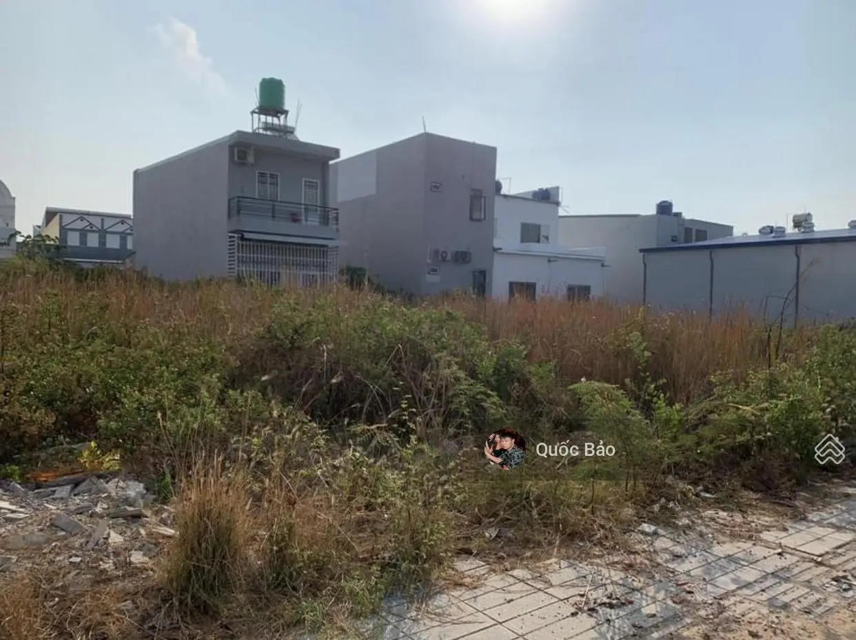 Sang nhượng nhanh lô đất Đ. Trần Hưng Đạo, Tân Thành, TP Cà Mau. 120m2/650tr. Có SHR sang tên ngay