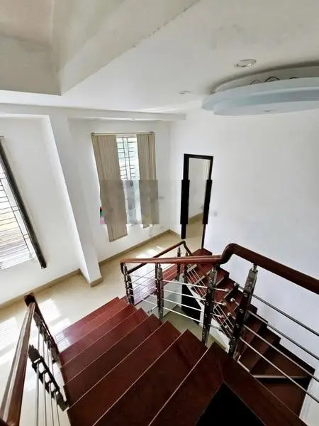 Bán nhà phố kinh doanh 3 tầng + 1 tum - Cửa Tả, TP Thanh Hóa