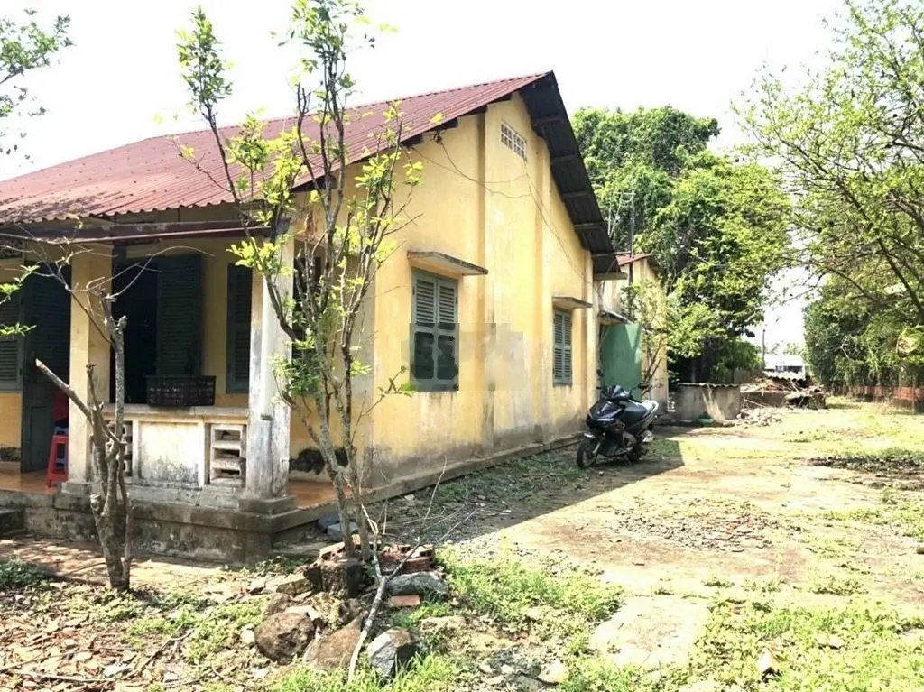 NHÀ VƯỜN BÁN GẤP