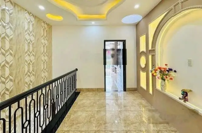 Nhà cần bán 1 triệt 1 lầu TDM giá 2ty370