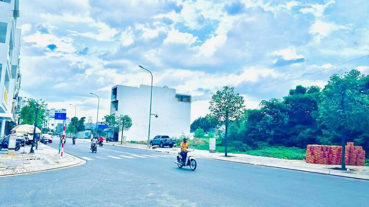 Bán lô đất đẹp ngang 12m mặt đường số 4 (Thích Quảng Đức), Phước Hải, Nha Trang