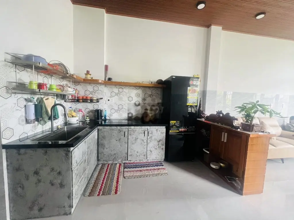 Nhà C4 mới đẹp ngang 6m kiệt betong 3m5 đường Sông Đà - Bình Kỳ