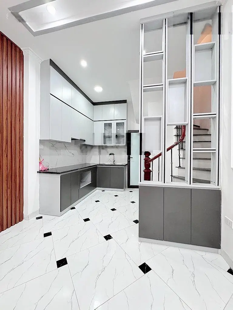Bán nhà Siêu phẩm Cầu Diễn 40m2 , , 4 tầng , 4 phòng nhà mới đẹp 5, X tỷ 0985 387 ***