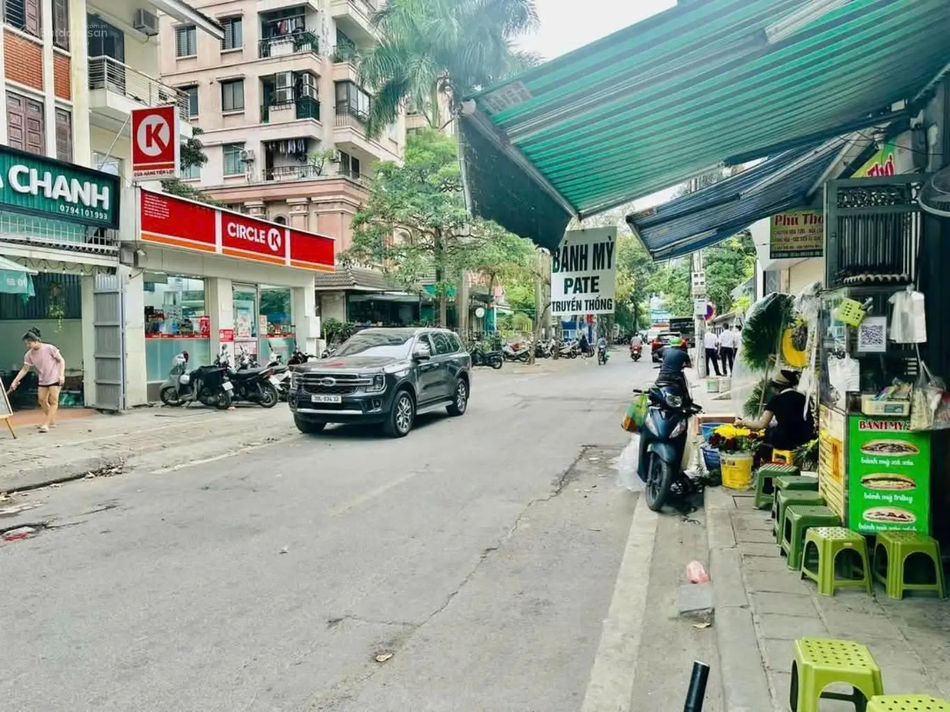 Hoa hậu mặt phố đội nhân. nhà 4 tầng kinh doanh cực tốt. mặt tiền rộng hậu nở- hiếm có.