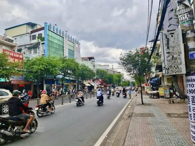 Hai mặt tiền kinh doanh Cao Xuân Dục - Tùng Thiện Vương 4x19 nở hậu 9 chỉ 12 tỷ