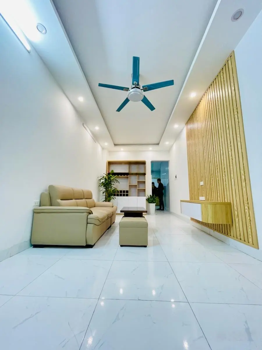 Ngõ Hòa Bình, Đống Đa - 46m - 3T - 3.3m - nhà mới đẹp ở ngay - công năng đầy đủ - tiện ích muôn vàn